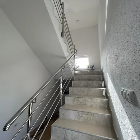 Apartament Kasindol *